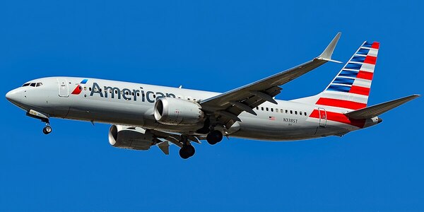 Самолёт Boeing 737 MAX 8 American Airlines